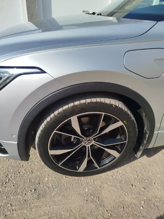 Volkswagen Tiguan - Photo 7