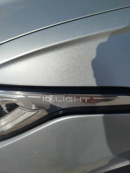Volkswagen Tiguan - Photo 6