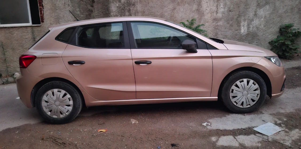 Seat Ibiza - Photo 4
