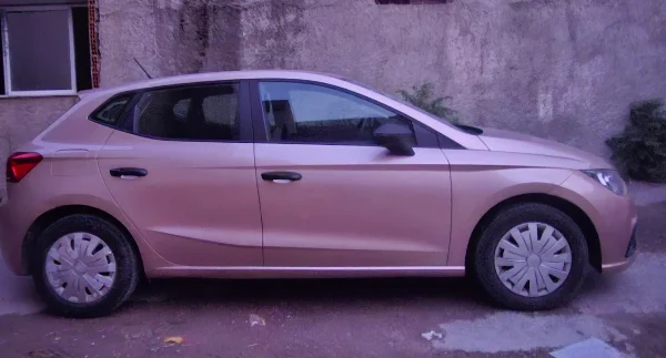 Seat Ibiza - Photo 2