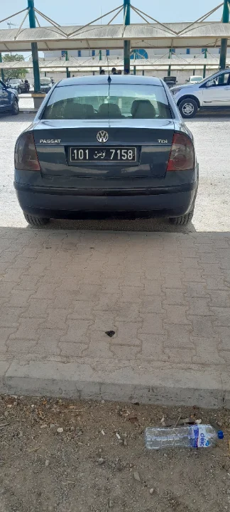Volkswagen Passat - Photo 4