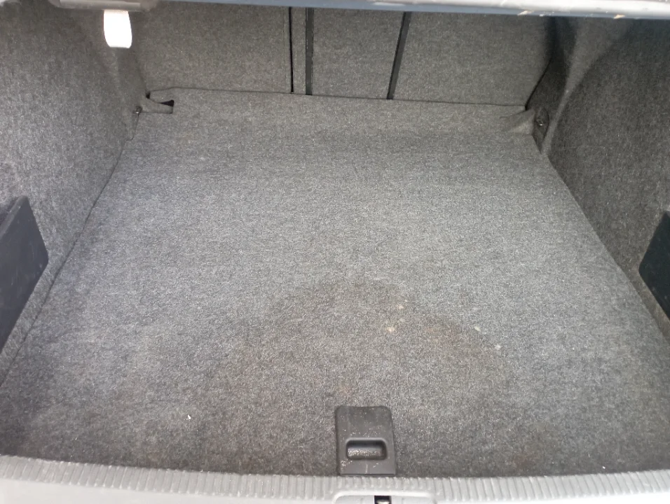 Volkswagen Passat - Photo 6