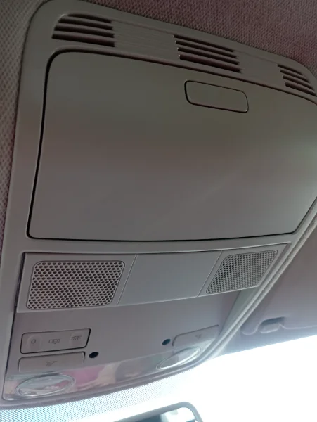 Volkswagen Passat - Photo 7