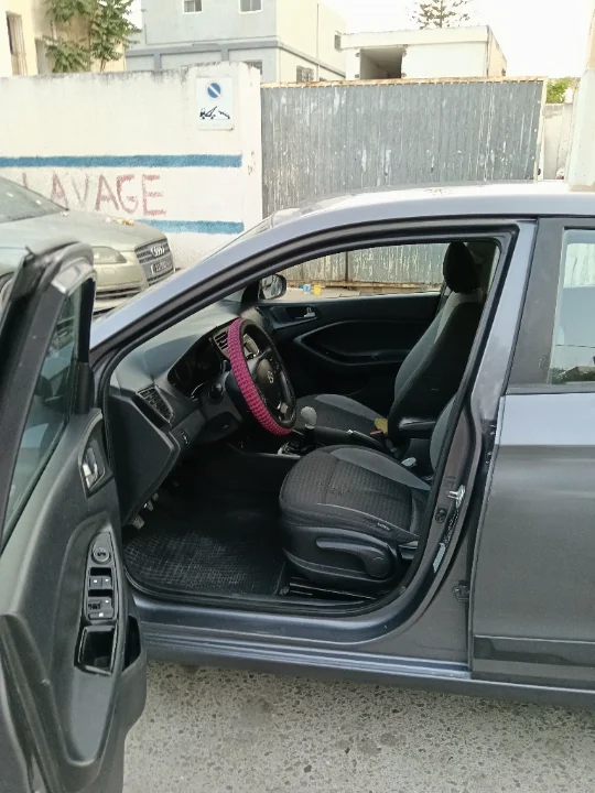 Hyundai I20 - Photo 5