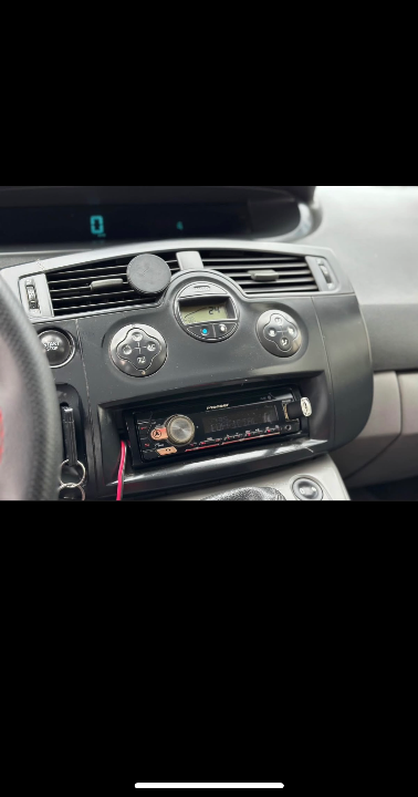 Renault Scenic - Photo 5