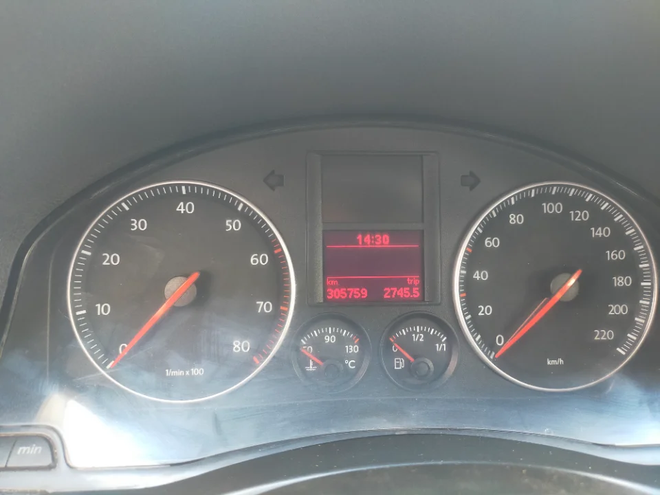 Volkswagen Golf - Photo 9