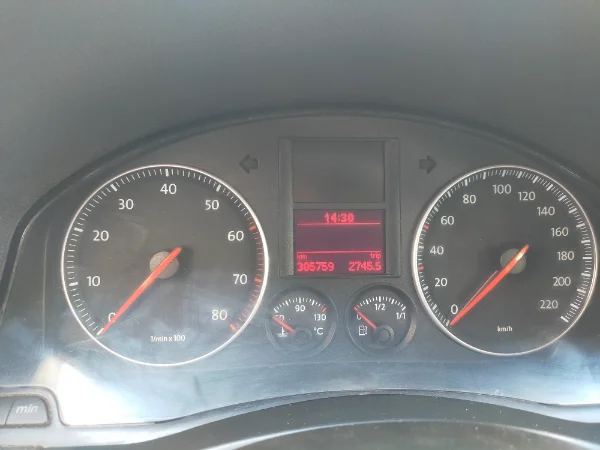 Volkswagen Golf - Photo 9