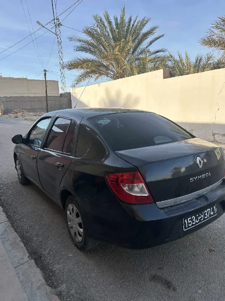 Renault Symbol 2011 Essence