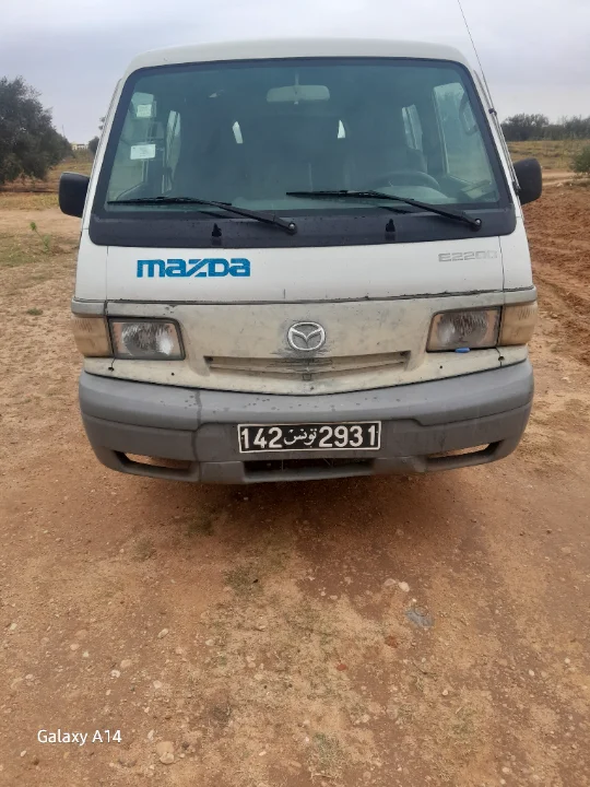 Mazda MINIBUS - Photo 6
