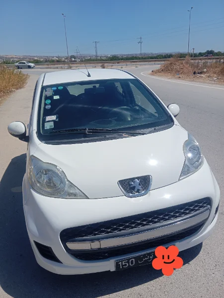 Peugeot 107 2011 Essence