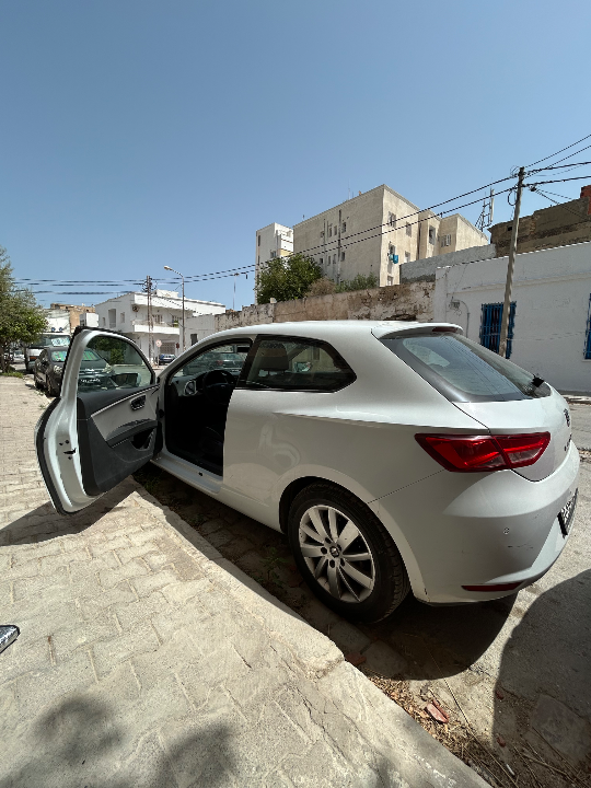 Seat Leon - Photo 2