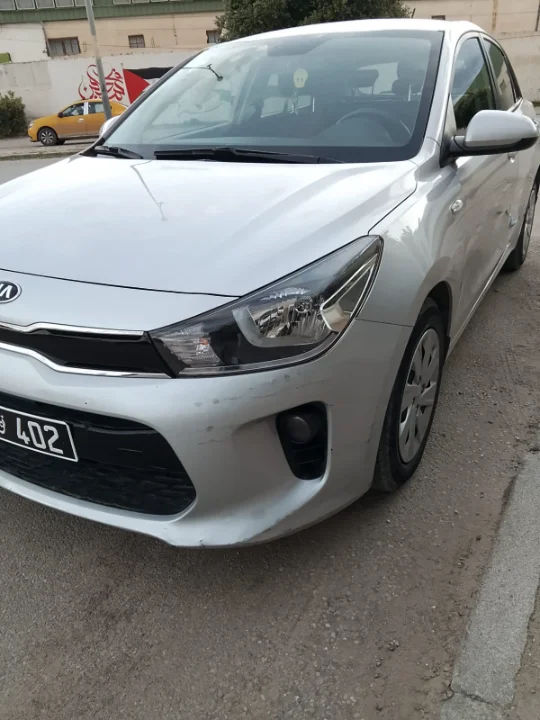 Kia RIO - Photo 2
