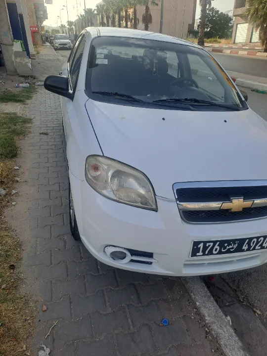 Chevrolet AVEO - Photo 3