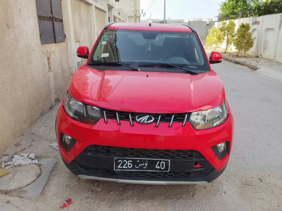 Mahindra KUV 100 2021