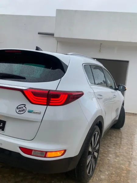 Kia SPORTAGE - Photo 2