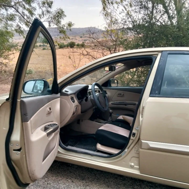 Kia RIO - Photo 3