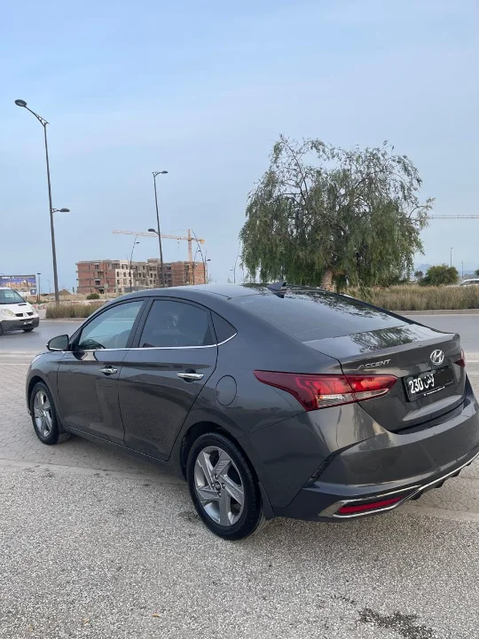 Hyundai ACCENT - Photo 10