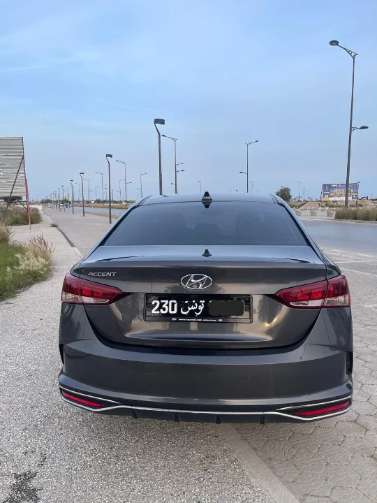 Hyundai ACCENT - Photo 9