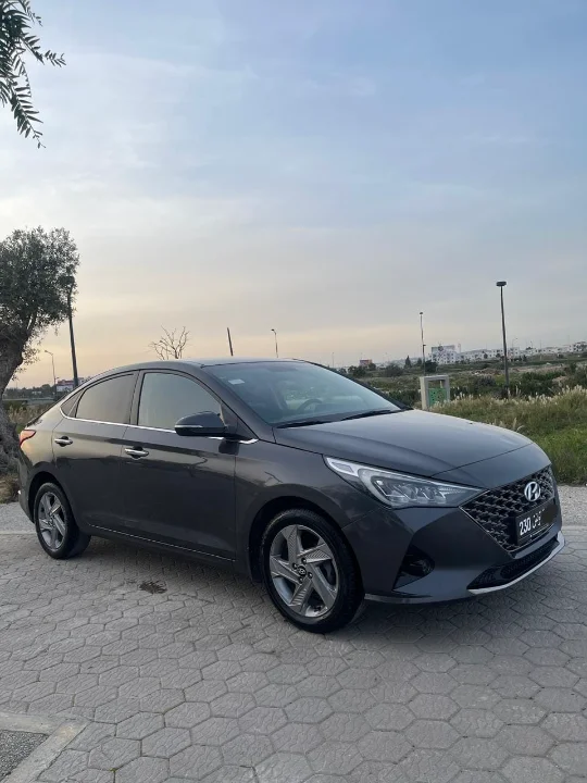 Hyundai ACCENT - Photo 6