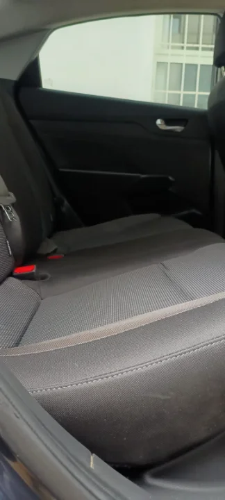 Hyundai ACCENT - Photo 5