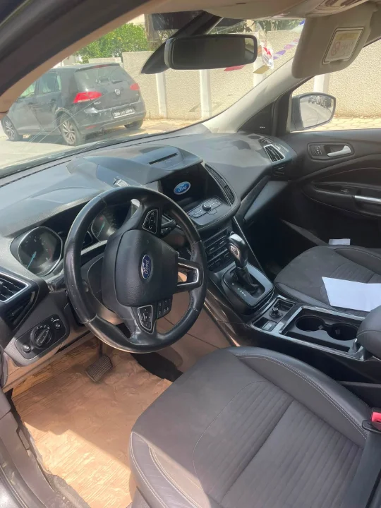 Ford KUGA - Photo 2