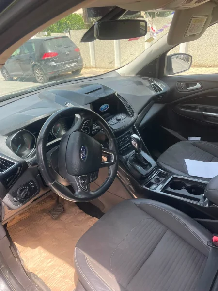Ford KUGA - Photo 2