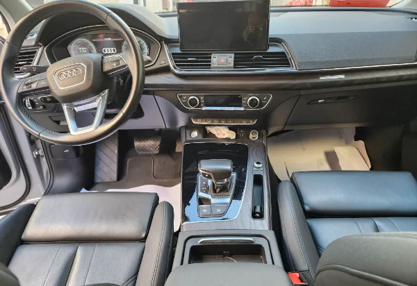 Audi Q5 - Photo 5