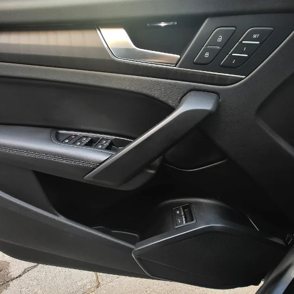 Audi Q5 - Photo 4
