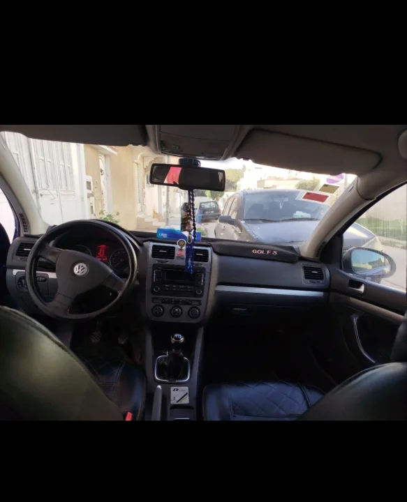Volkswagen Golf 5 - Photo 4