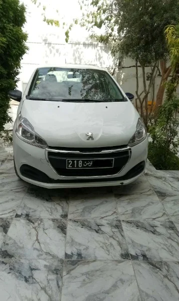 Peugeot 208 2019 Essence