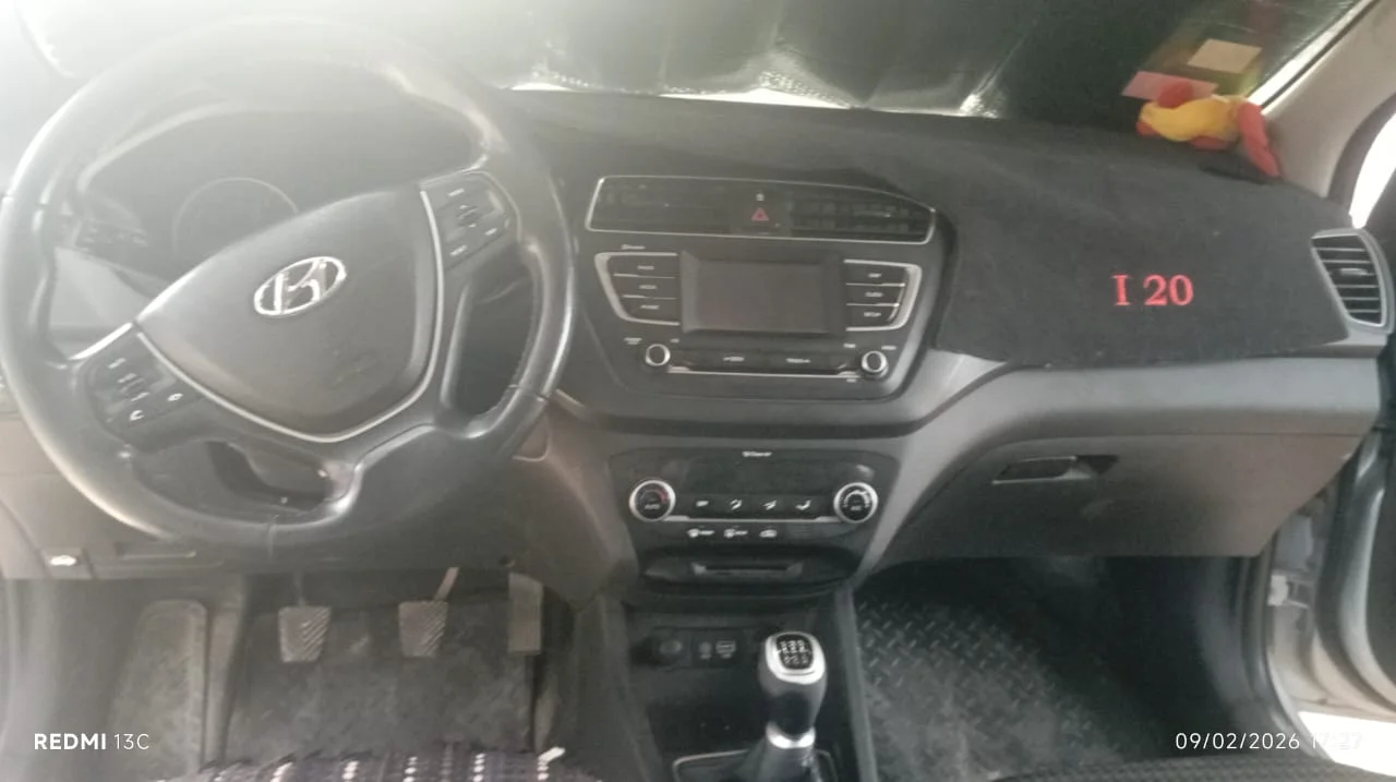 Hyundai I20 - Photo 3
