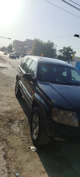 Jeep GRAND CHEROKEE - Photo 10