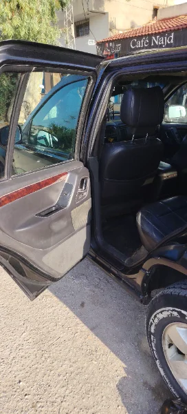 Jeep GRAND CHEROKEE - Photo 3