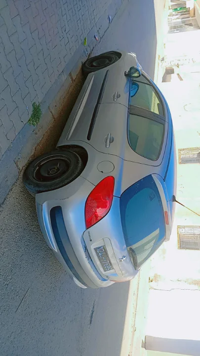 Peugeot 207 - Photo 4