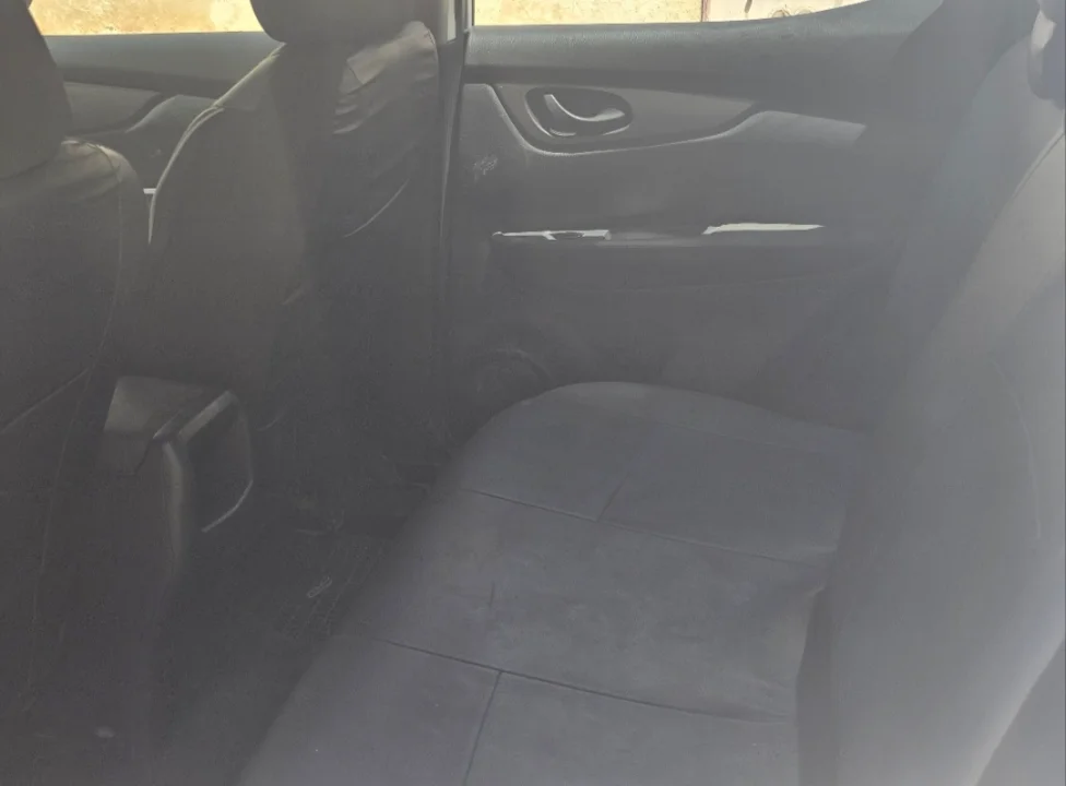 Nissan Qashqai - Photo 6
