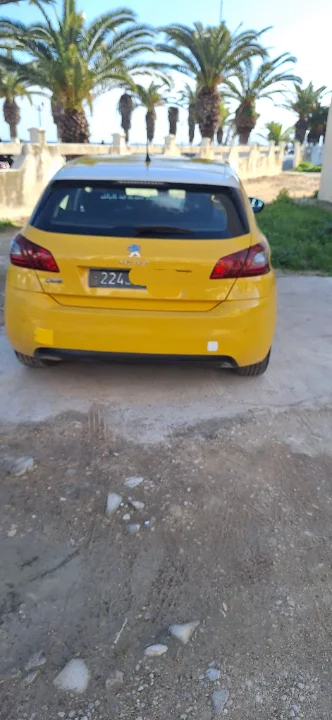 Peugeot 308 - Photo 2