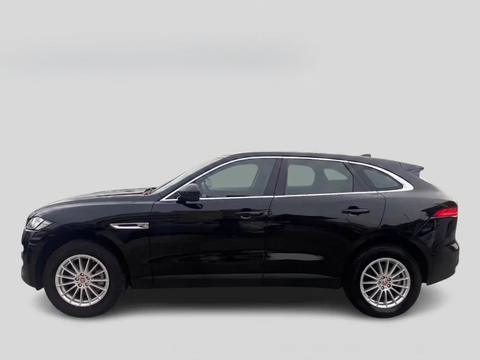 Jaguar F-PACE - Photo 11