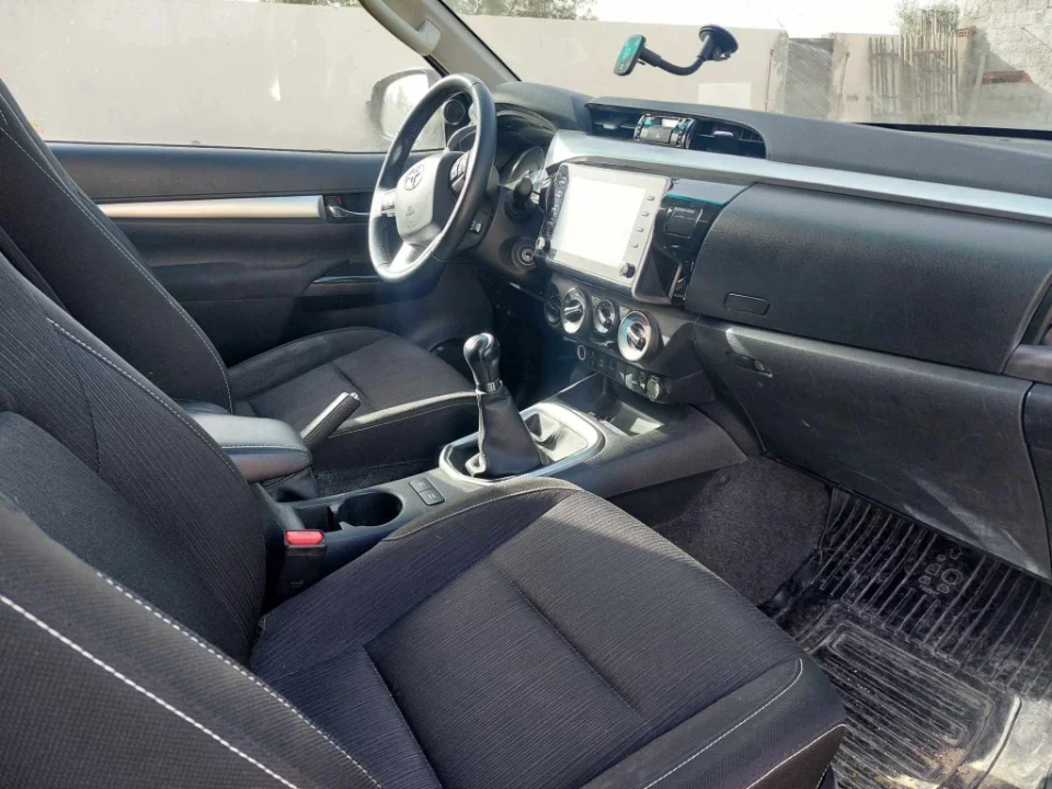 Toyota Hilux - Photo 3