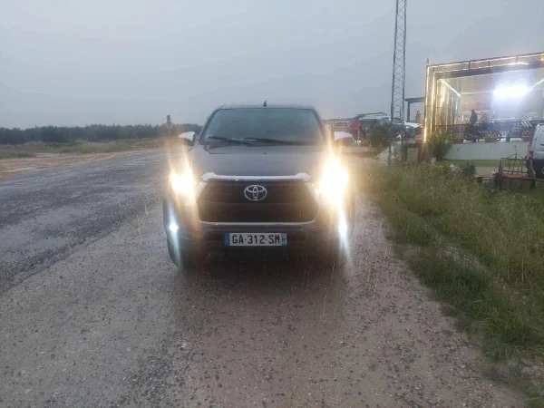 Toyota Hilux - Photo 6
