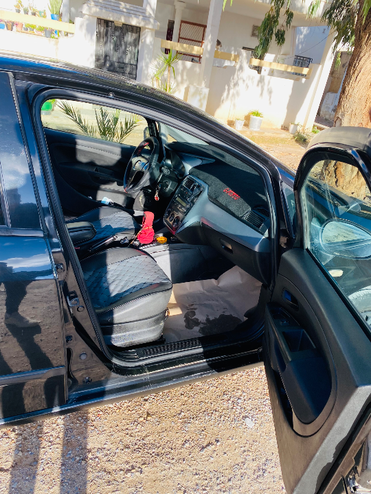 Fiat GRANDE PUNTO - Photo 10