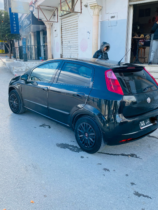 Fiat GRANDE PUNTO - Photo 7