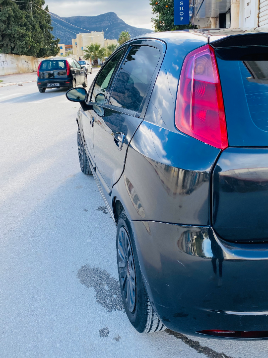 Fiat GRANDE PUNTO - Photo 6