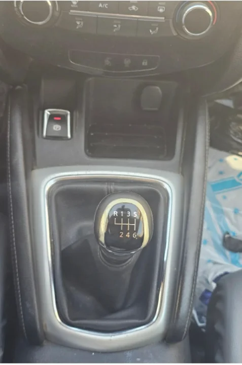 Nissan Qashqai - Photo 2