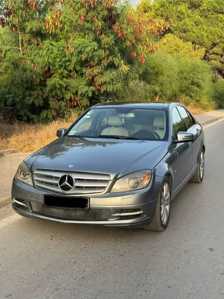 Mercedes Classe c 2010 Essence