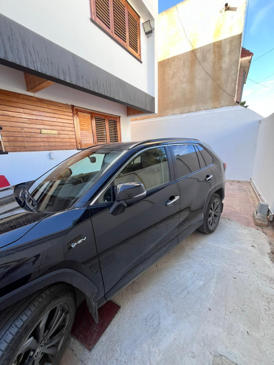 Toyota RAV4 - Photo 2
