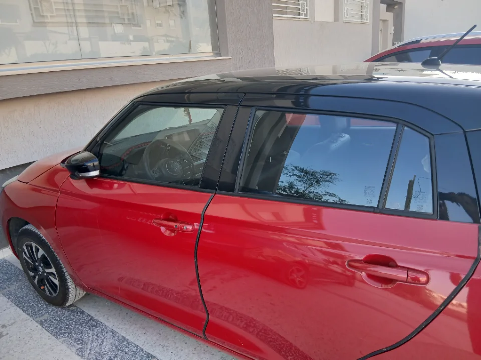 Suzuki Swift - Photo 2