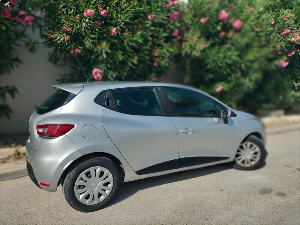 Renault Clio - Photo 5