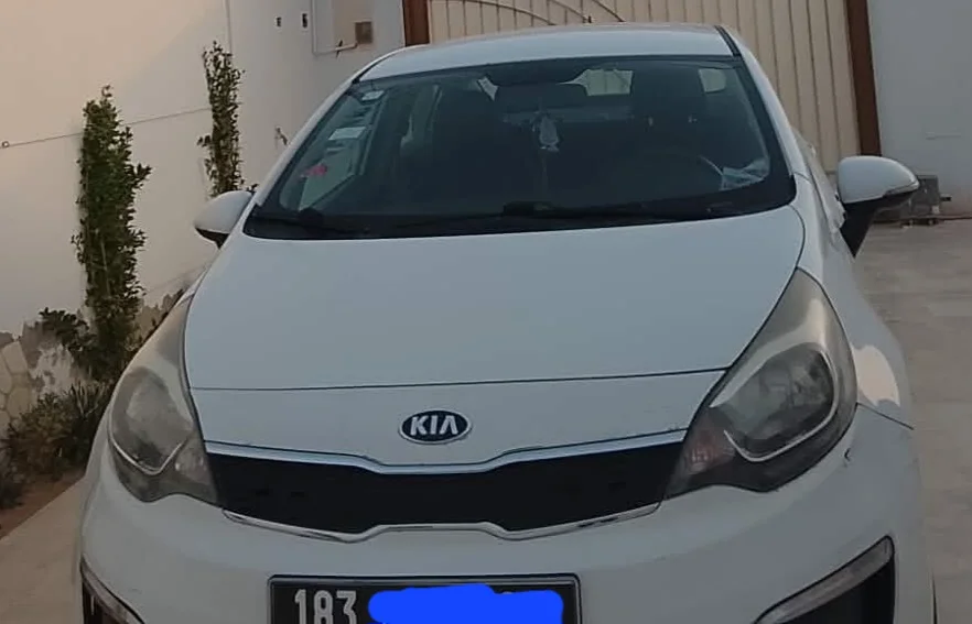Kia RIO - Photo 2