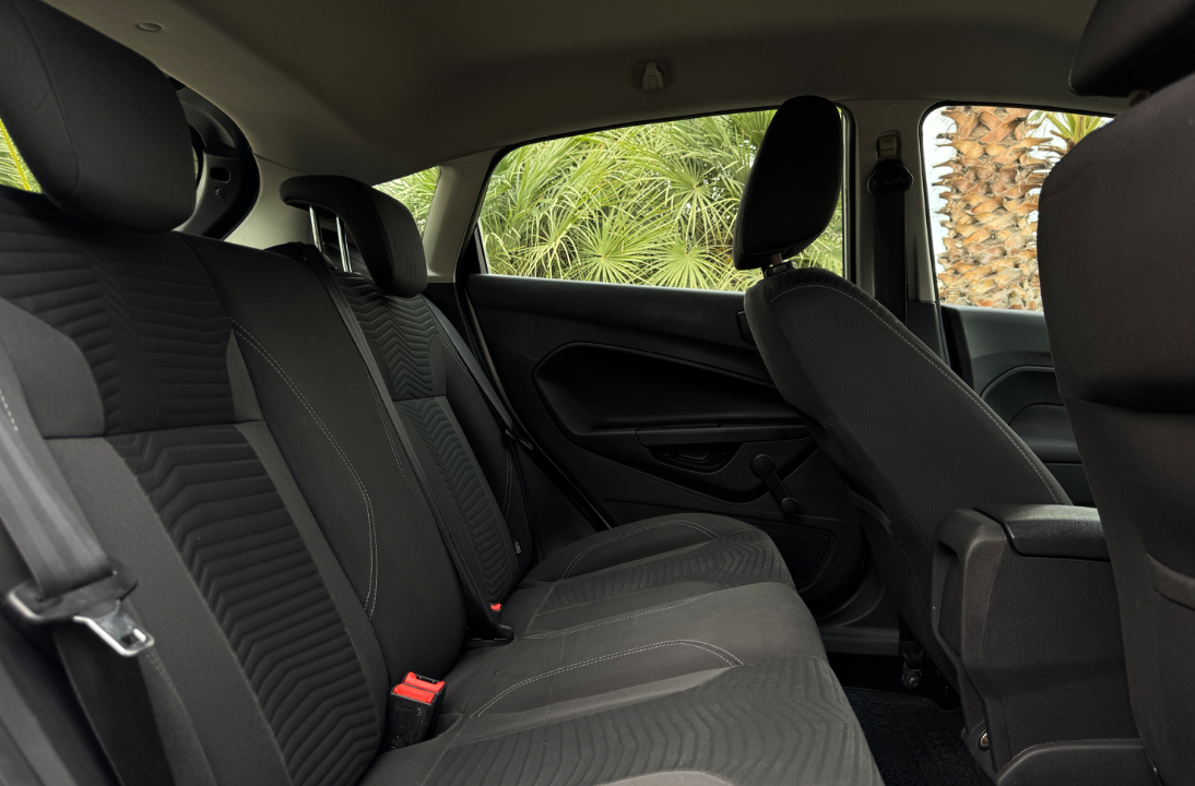 Ford FIESTA - Photo 5