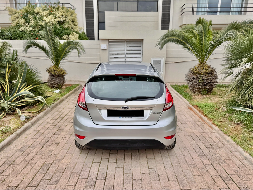 Ford FIESTA - Photo 3